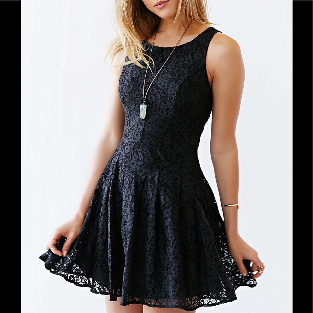 Ladakh Camilla lace dress